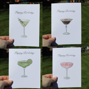 Cocktails Drawing Birthday Card - Biglietto di auguri glitterato su ordinazione (Martini, Espresso Martini, Mojito, Strawberry Daiquiri)