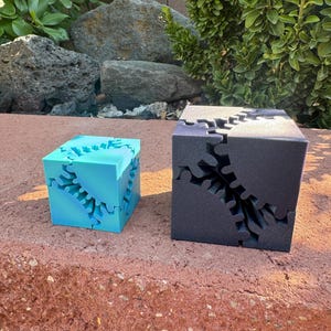 Gear Cube Fidget Toy