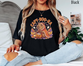 Camiseta unisex con estampado de animales de Halloween, ideal para amantes de los capibaras, regalo de Halloween, teñida en prenda, con estampado de capibara.