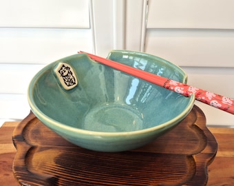 Neko/Cat Chopstick Noodle Bowl, stoneware Rice Bowl