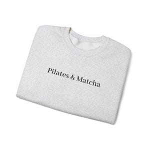 Sudadera con bordado de pilates y matcha, sudadera de pilates para amantes del matcha, sudadera de matcha para amantes del pilates, regalo para amantes del pilates imagen 6