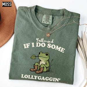 Vintage Frog Graphic T Shirt, Cute Funny Frog Shirt, Frog Lovers Cotton T-shirt, Unisex Frog Shirt, Toad Shirt, Gift for Her, Y2K Frog Shirt