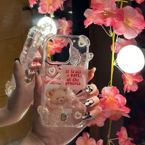 Estuche de resina con letras personalizables Love Bear, estuche 3D, estuche rosa, estuche lindo, estuche de mariposa, teléfono, estuche personalizado, estuche para iPhone, regalo para un amigo