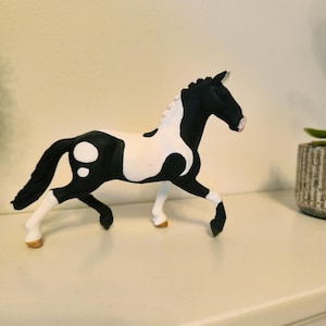 Custom Repainted Schleich Selle Français Stallion – One-of-a-Kind Collectible