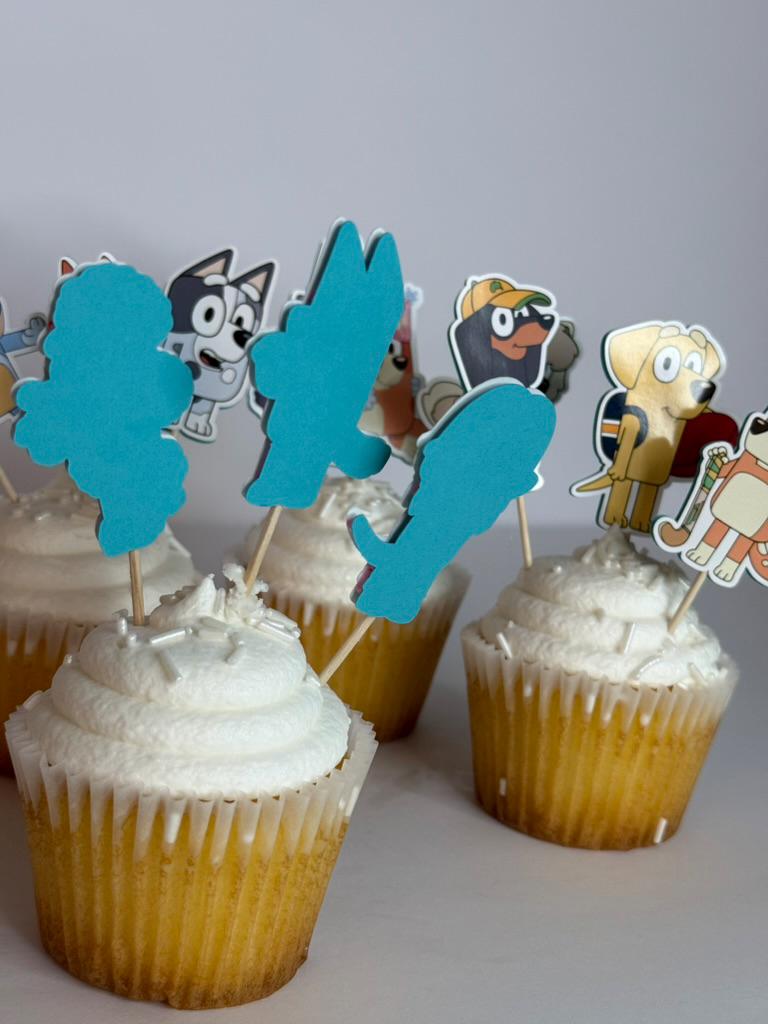 16-Piece Bluey Character Set