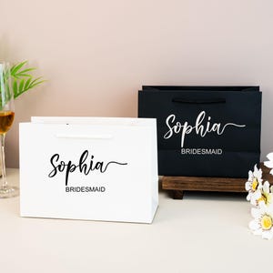 Personalised Wedding Gift Bag, Bridesmaid Bag, Bridesmaid Gift Bag, Gift Bag for Wedding, Bride Gift Bag, Wedding Gift, Personalised Bag