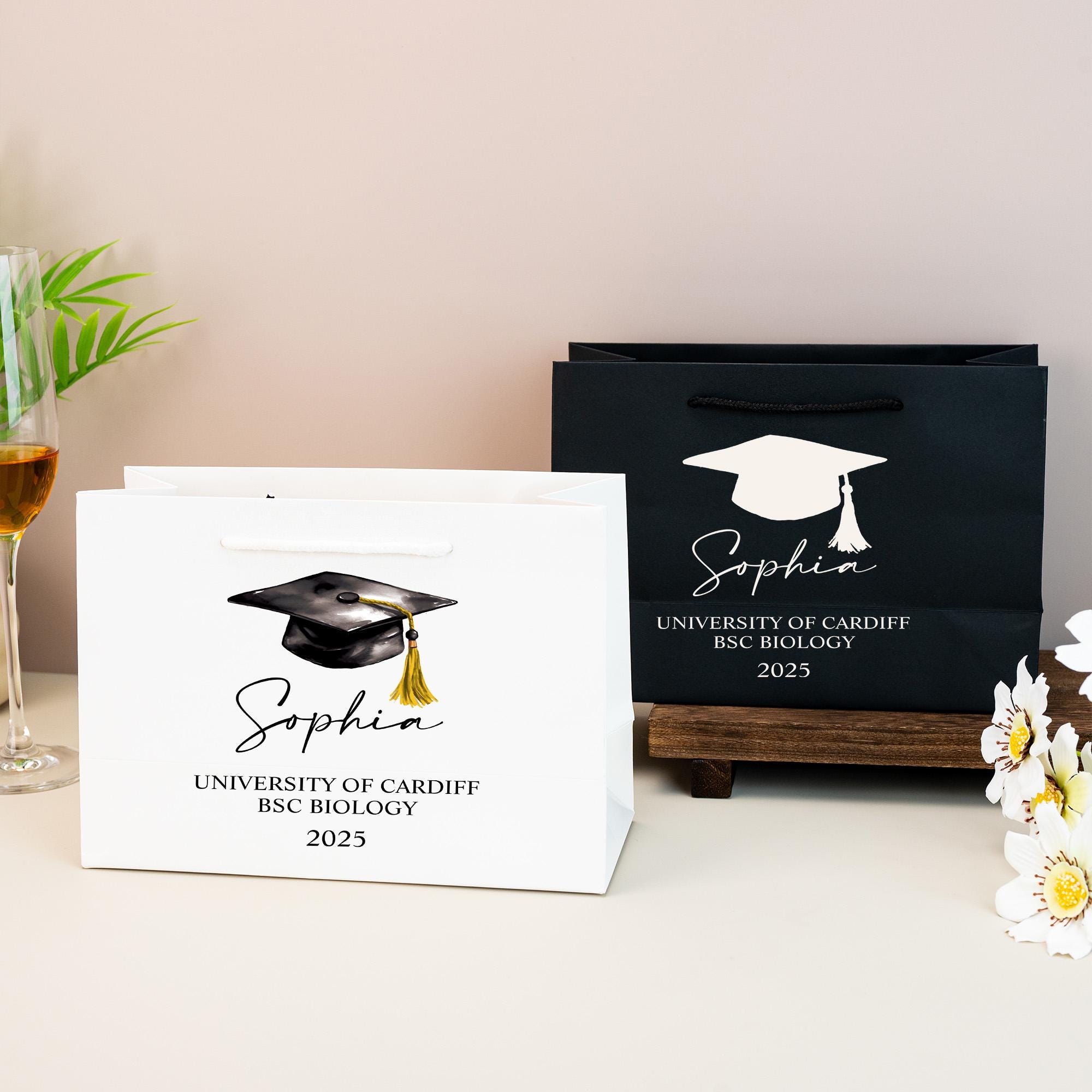 Class Of 2025 Graduation Gift Bag - 13 Inch Purple Graduation Party Decor With Tissue