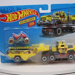 Hot Wheels HAULIN&#39; Horsepower ATV Included Detachable Trailer 1:64