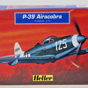 Heller 80271 P-39 Airacobra Plastic Model Kit with Propeller