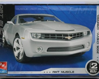 Maqueta de plástico sellada AMT Ertl Muscle 2006 Chevy Camaro 1/25