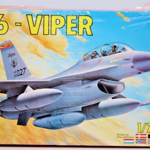 ESCI Ertl F16-Viper Model Airplane Kit - 1/72 Scale -New & Sealed