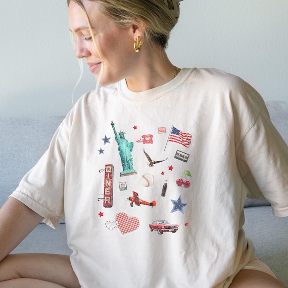 Fourth of July Collage Comfort Colors Tee 4th of July T-Shirt Scrapbook Style USA Graphic Tee Retro Patriotic Shirt Lake Day Outfit y2k
