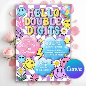 Könnte beinhalten: Eine farbenfrohe Geburtstagseinladung mit dem Text "HELLO DOUBLE DIGITS" auf einem karierten Hintergrund. Die Einladung enthält Smileys, Blumen und eine Discokugel. Sie enthält die Details für Amandas 70. Geburtstag.