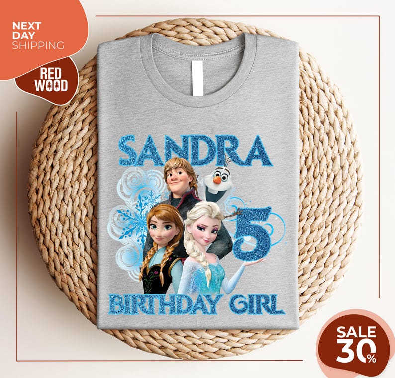Camiseta de cumpleaños de Frozen / Camisetas familiares de Frozen / Cumpleañera / Frozen / Elsa / Ana / Personalizada / Traje de cumpleaños personalizado imagen 4