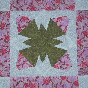 Block - 3 - ROSEBUD - Pieceful Garden - Block of the Month