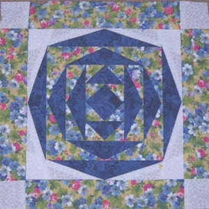 Block 6 - CABBAGE ROSE - Pieceful Garden Block of the Month