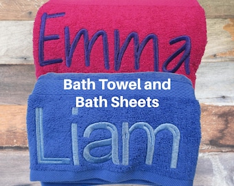 Serviette de bain en coton brodée personnalisée : monogramme prénom personnalisé