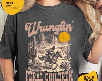 Comfort Colors®Retro Wranglin' Feral Children Raccoon 90s Western Shirt | Vintage Western Raccoon Dessert Tee | Cool Teenager Gift