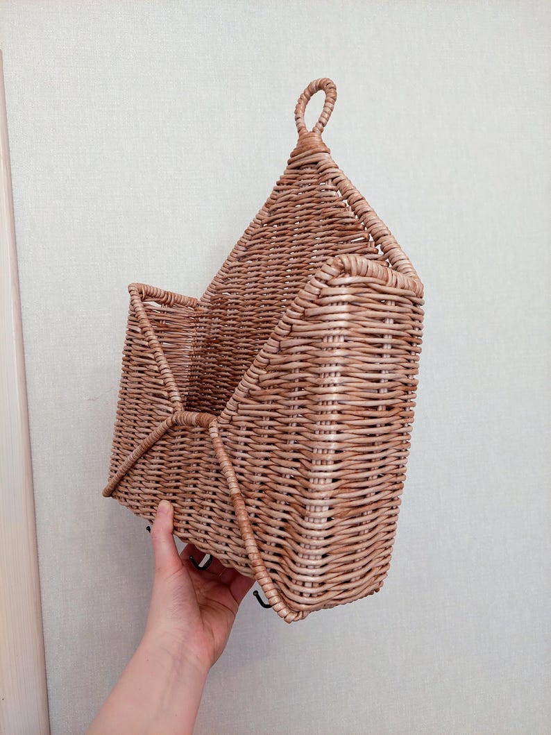 Large Mail and Key Holder Wall Basket Wicker Organizer for Entryway image 4