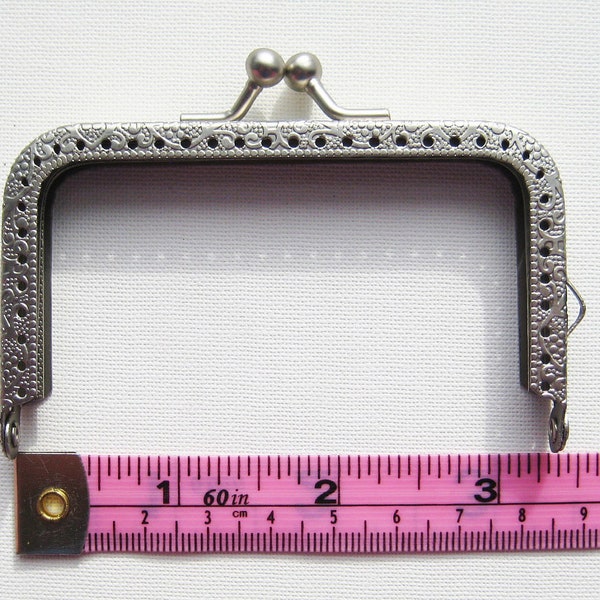 8.5 cm/3.375 inch matte silver rectangular purse frame kiss lock clasp snap clutch with antique embossing embossed, sew on in sewing holes