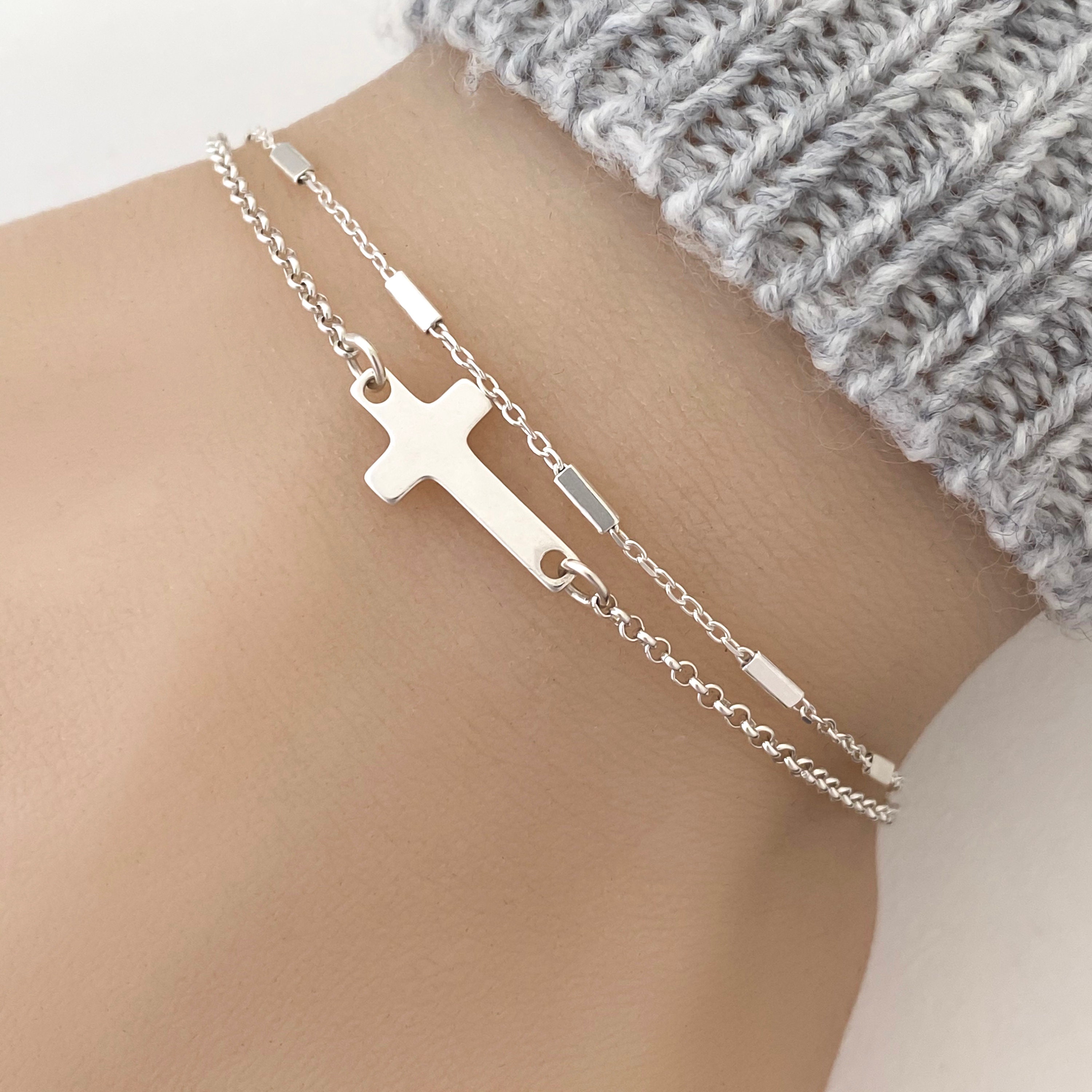 gift idea for the partner with gift box adjustable in length Bracelet with cross in grey-silver fabric bracelet with cross pendant