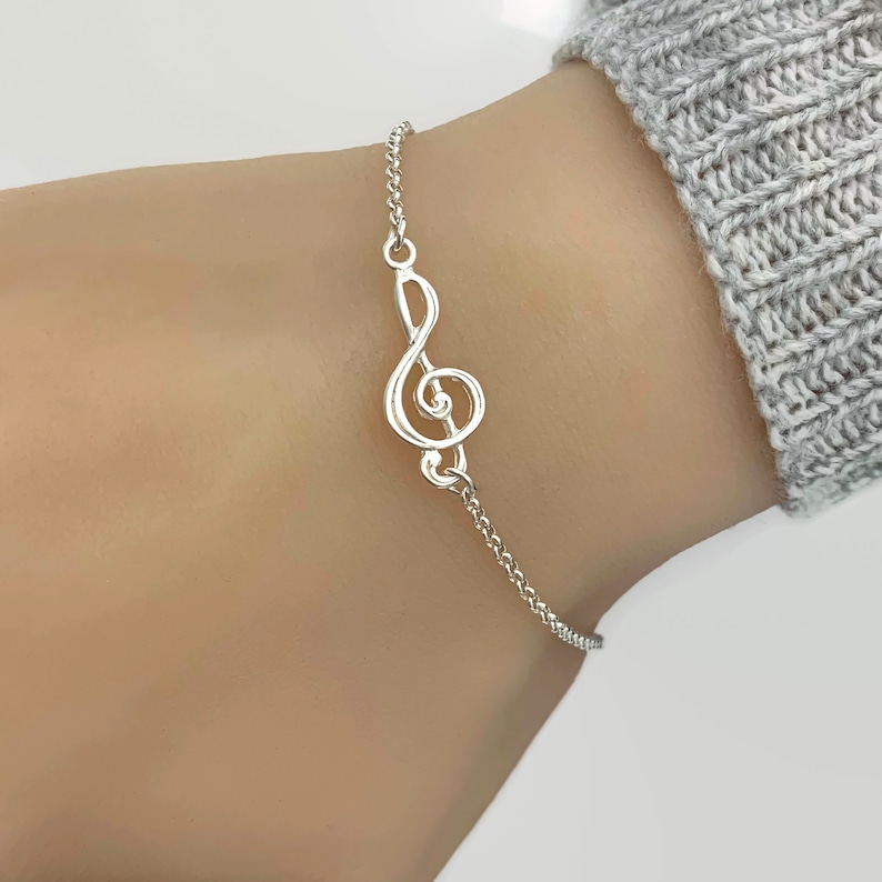 Adjustable Treble Clef Bracelet in Sterling Silver