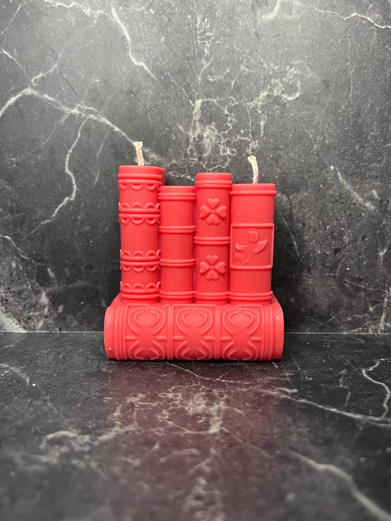 Book Candle – Handmade Book Candle – Gift for Readers & Book Lovers – Aesthetic Home Decor – Bookish Candle – Literary Gift Melon-Rot