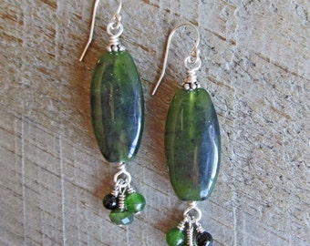 Green Serpentine Jade Black Onyx Healing Gemstone Earrings, Meditation, Spiritual Connection, Strength, Harmony, Boho Earrings, Gift for Her