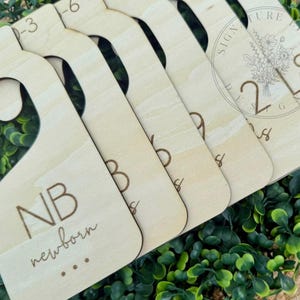 Wooden Baby Closet Dividers | Nursery Organization | Baby Shower Gift | Infant & Toddler Clothing Size Hangers
