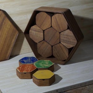 Settlers wooden box set