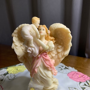Vintage Seraphim Classics Mariah Angel #74109 - Roman Inc Heavenly Joy Angel with child - 1995 Seraphim Angel lifting Baby