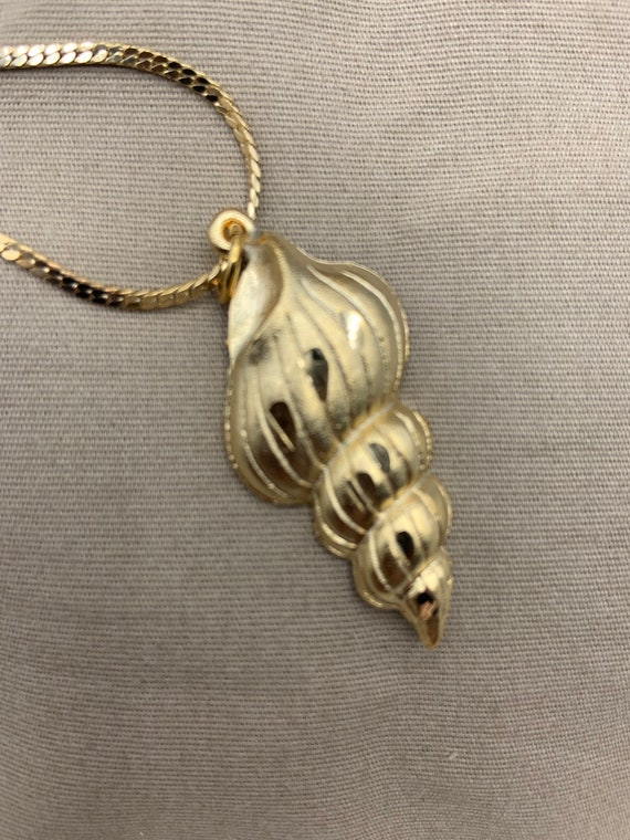 Vintage Sea Life Necklace Gold Conch Shell Necklace Gold Ocean Life Conch Shell  Necklace Beach Jewelry Gift - Etsy