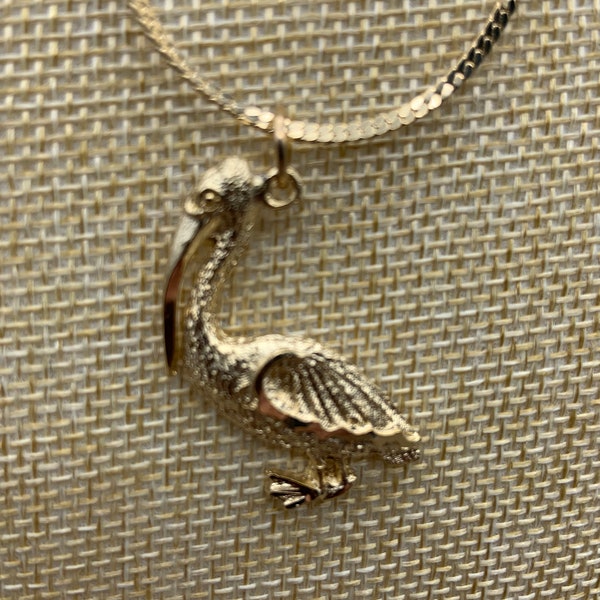 Vintage Sea Life Pelican Necklace - Gold Pelican Necklace - Gold Ocean Life Necklace - Beach Jewelry gift