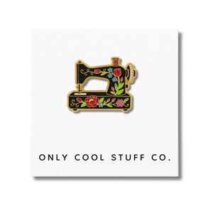 Black Floral Sewing Machine Enamel Pin | Crafting Accessory for DIY and Hobby Lovers