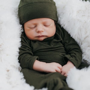 knotted baby gown boy