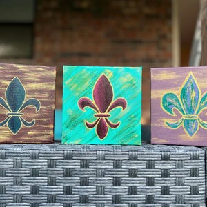 Fleur de Lis canvas paintings