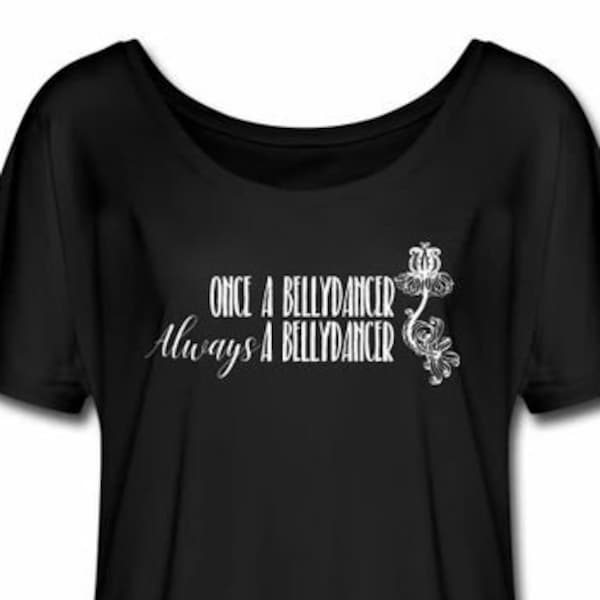 Immer eine Bauchtänzerin Curvy T-Shirt