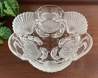 Gorgeous Unusual Bas Relief Frost Cut to Clear Crystal Bowl, Crustaceans, Crabs, Beach, Seascape, Figural, Large, Serving, Decorative