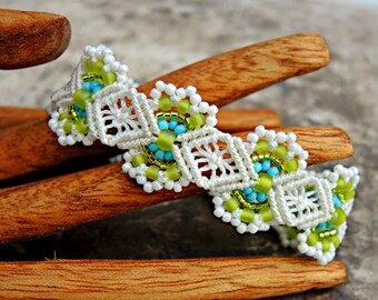 Caribbean Colors Macrame Bracelet II - Micro Macrame Bracelet - Blue, Green and White - Macrame Jewelry