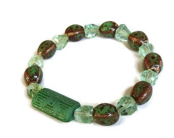 Grüne Kristalle & braune und grüne Glaskunst Perlen Armband Jahrgang asiatischem Einfluss Stretch