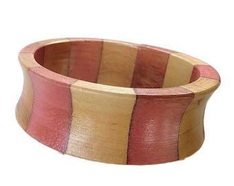 Laminated Wood Concave Bangle Bracelet with Dyed Pink & Natural Panels Vintage