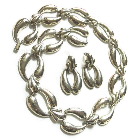 Modernist Fleur de Lis Necklace & Earrings Set Vi… - image 2