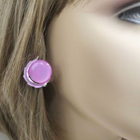 Signed Lisner Pink Enamel & Moonglow Earrings Vin… - image 6