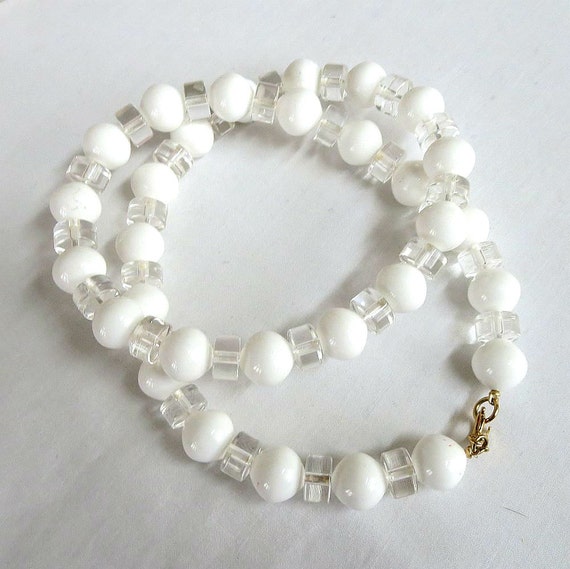 Trifari White and Clear Lucite Bead Necklace Bead… - image 2