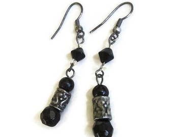 Black Crystals Dangle Earrings Vintage