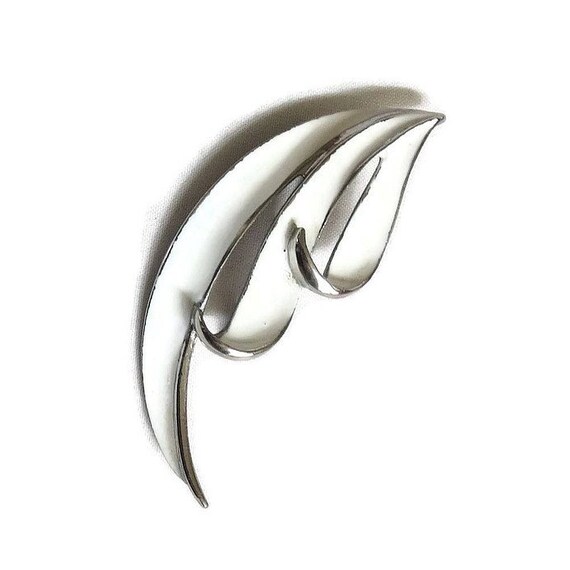 White Enamel Swirl Wave Brooch Vintage - image 1