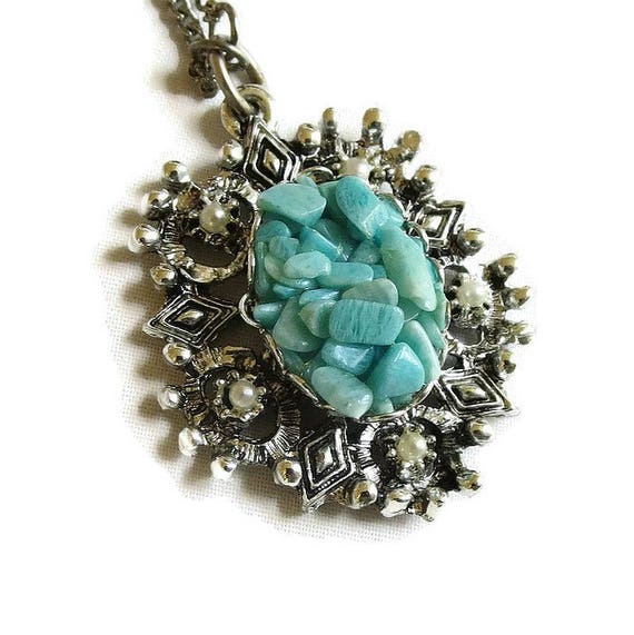 Turquoise & Faux Pearls Pendant Necklace Vintage - image 4