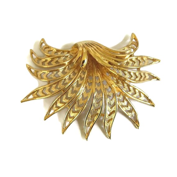 MONET signed Openwork Swirl Leaf Brooch Vintage - image 1