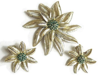 Green Rhinestone Flower Brooch and Earrings Set Vintage Layered