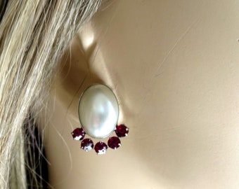 Oval White Faux Pearl & Red Rhinestones Earrings Vintage